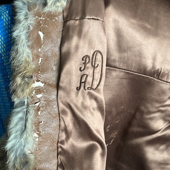 The most absolutely stunning, super soft Fur Coat I’ve ever owned - Picture 10 of 10